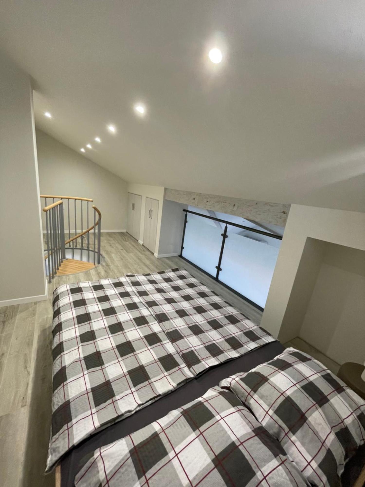 Apartman View